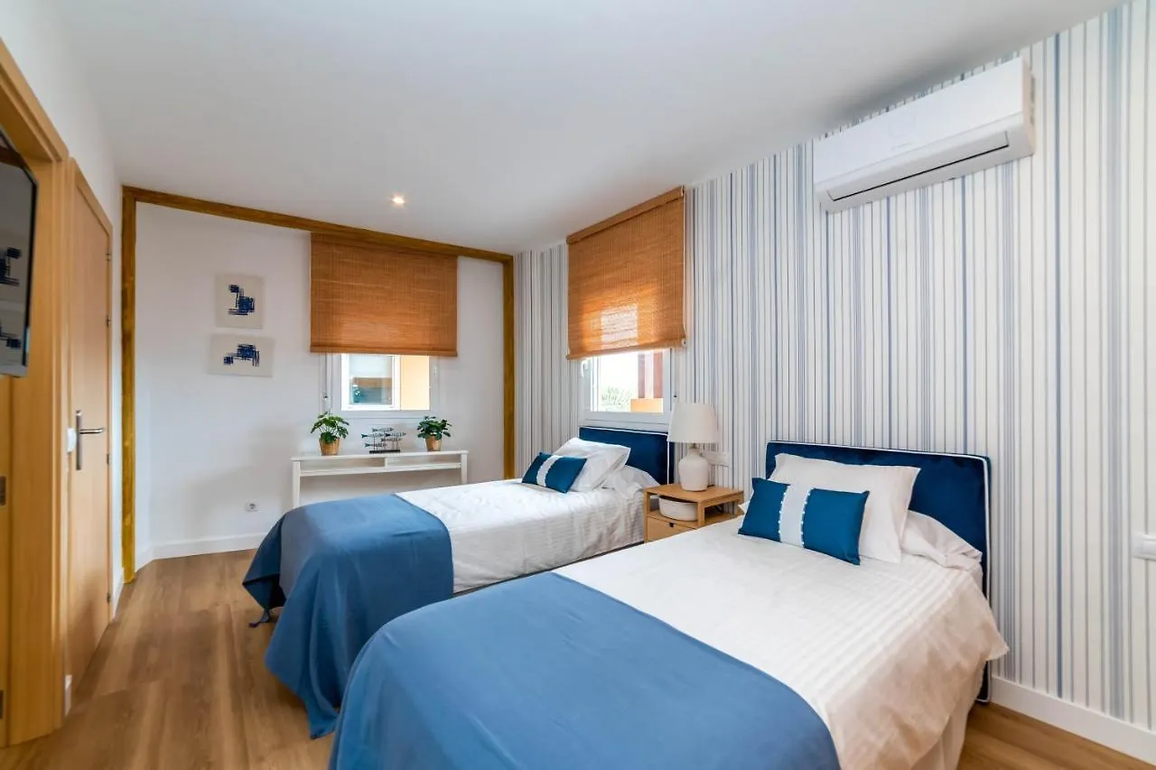 Atico Cholas By The Beach San Miguel de Abona 0*,  İspanya